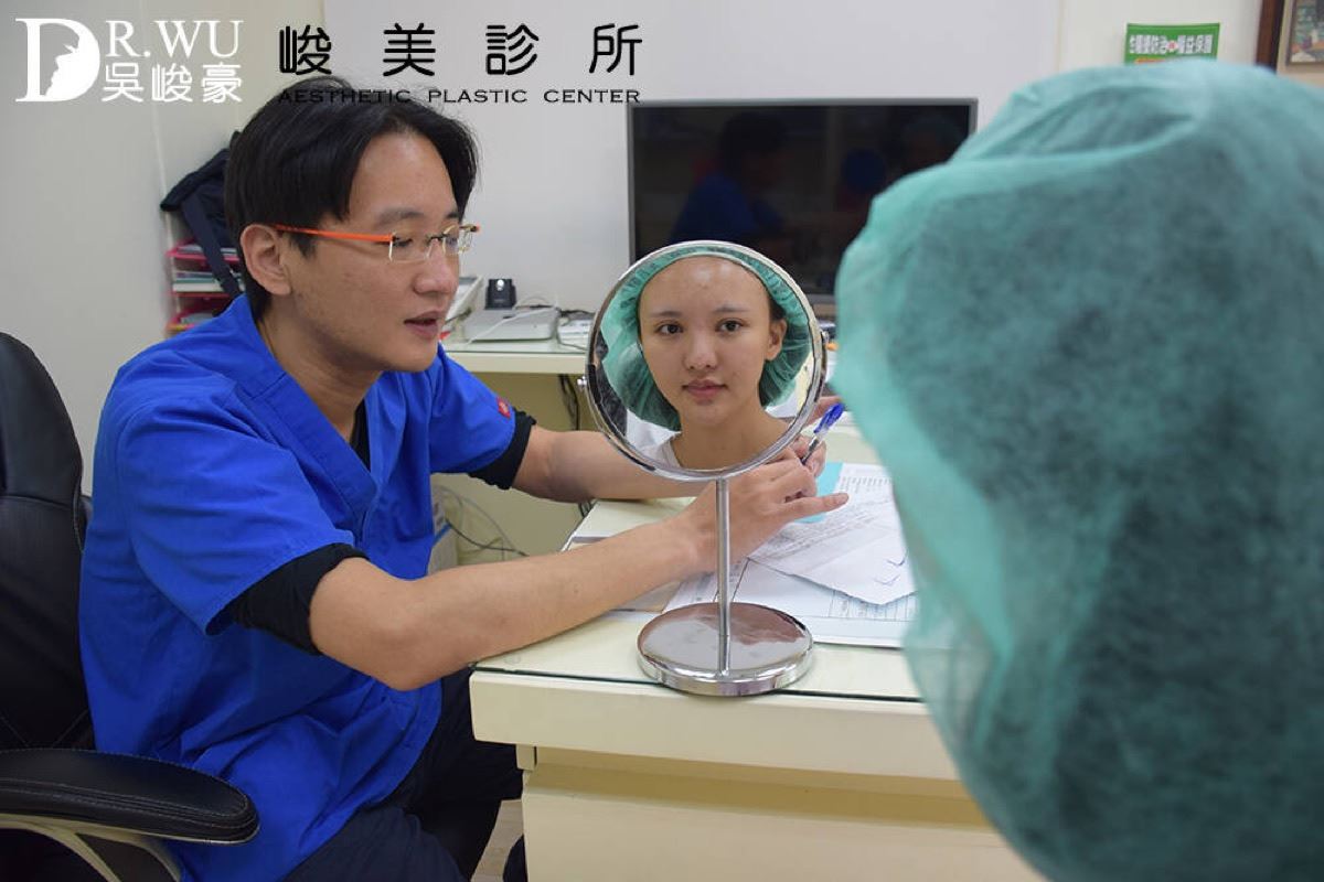 隆鼻重修諮詢｜吳峻豪醫師術前鼻型評估